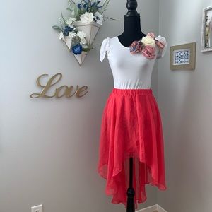 Pink high low skirt. NWT. Size Small.